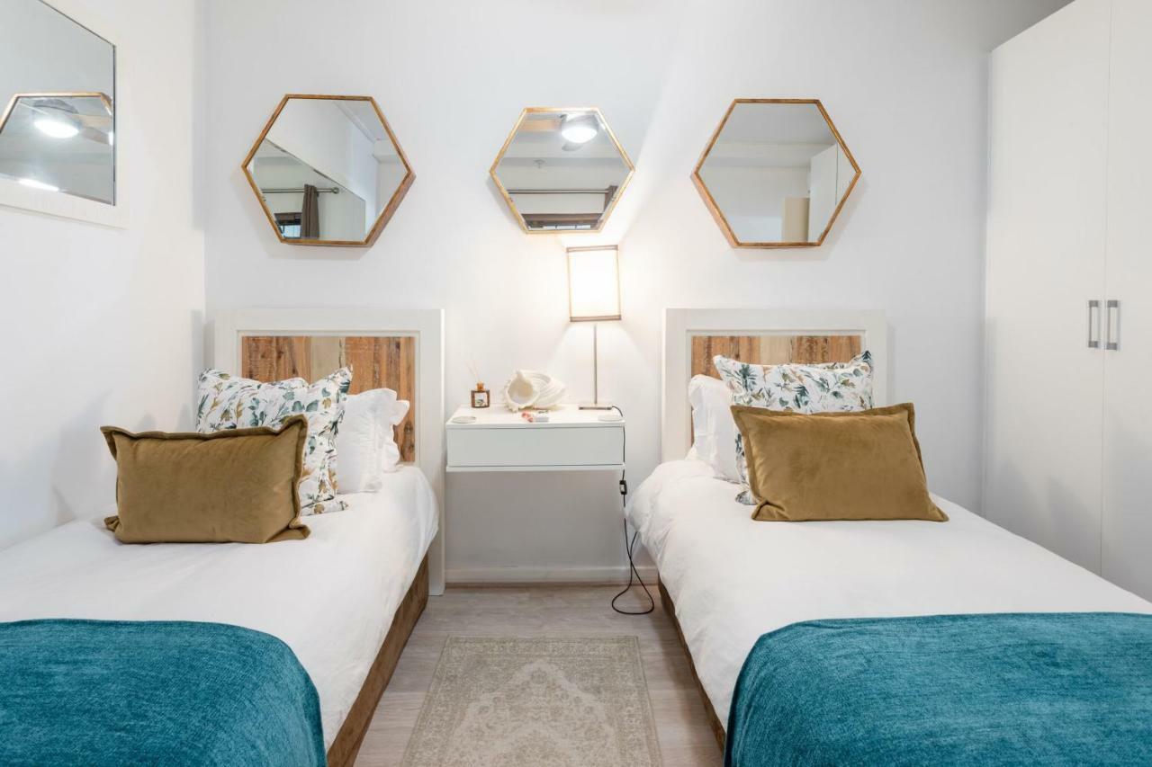 Luxury City Apartment With Mountain Views Cape Town Eksteriør bilde